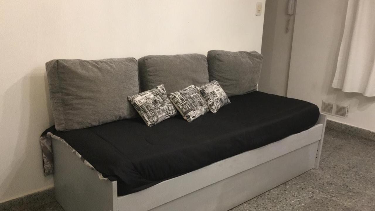 Comodo Departamento Rosarino Apartment *